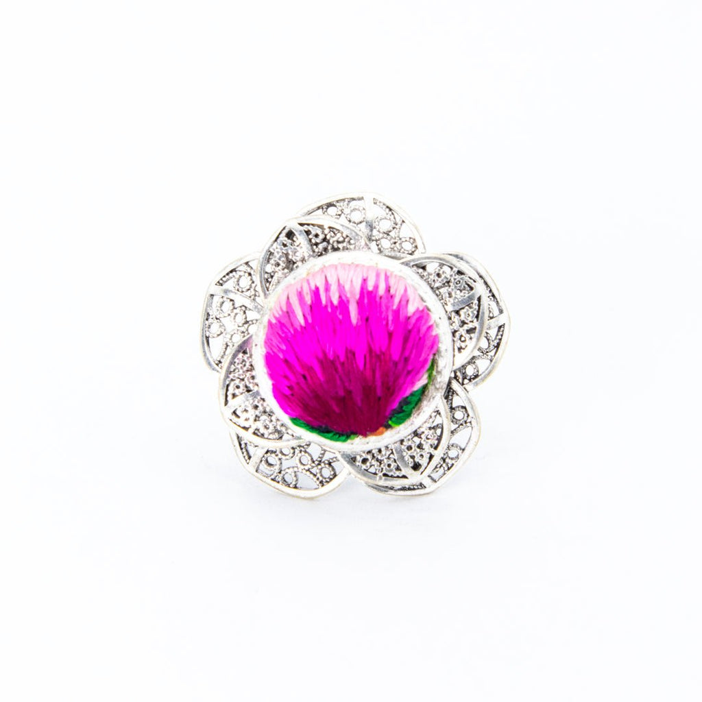 #product_nHand Embroidered Silver Adjustable Ringsame# - it&itself
