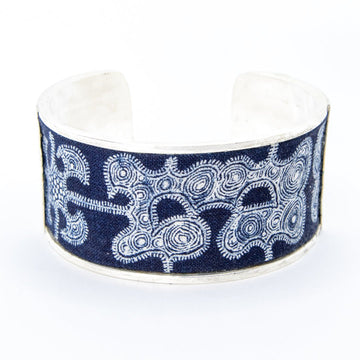 #product_nAntique Hand Drawn & Dyed Batik Fabric Silver Banglesame# - it&itself