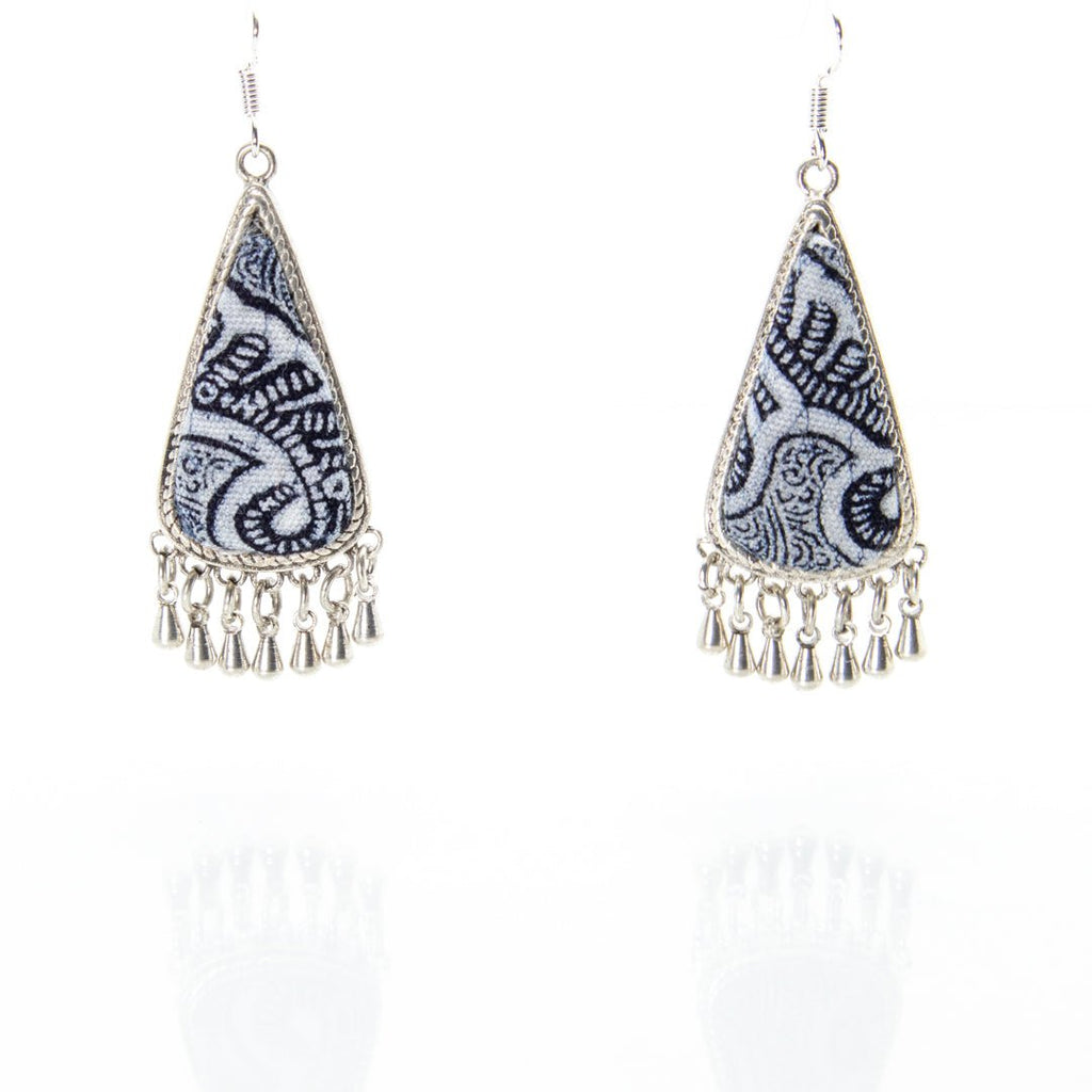 #product_nHand Dyed Batik Handmade Miao Silver Earringsame# - it&itself