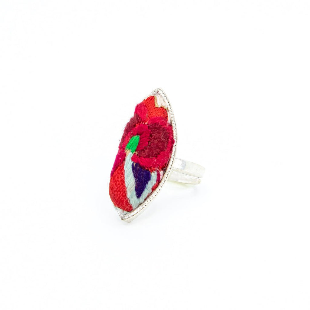 #product_nHand Embroidered Silver Adjustable Ringsame# - it&itself