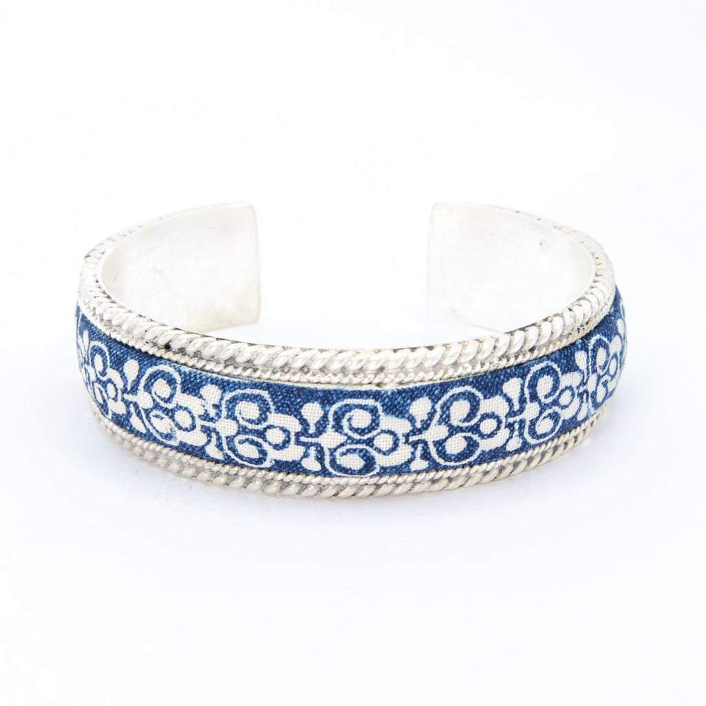 #product_nAntique Hand Drawn & Dyed Batik Fabric Silver Banglesame# - it&itself