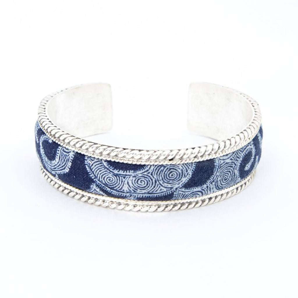 #product_nAntique Hand Drawn & Dyed Batik Fabric Silver Banglesame# - it&itself