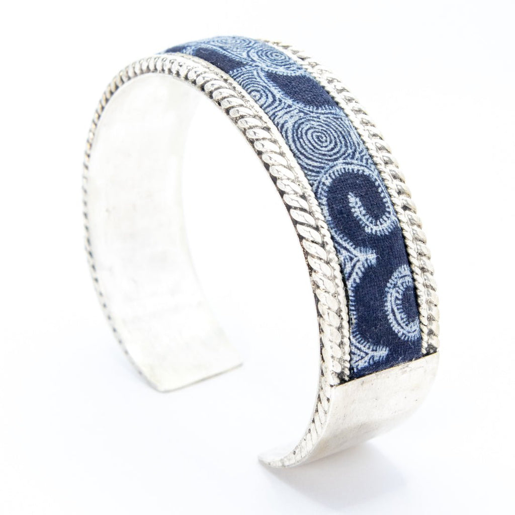 #product_nAntique Hand Drawn & Dyed Batik Fabric Silver Banglesame# - it&itself