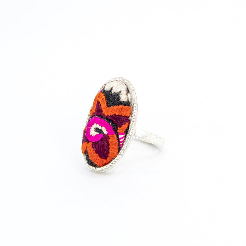 #product_nHand Embroidered Silver Adjustable Ringsame# - it&itself