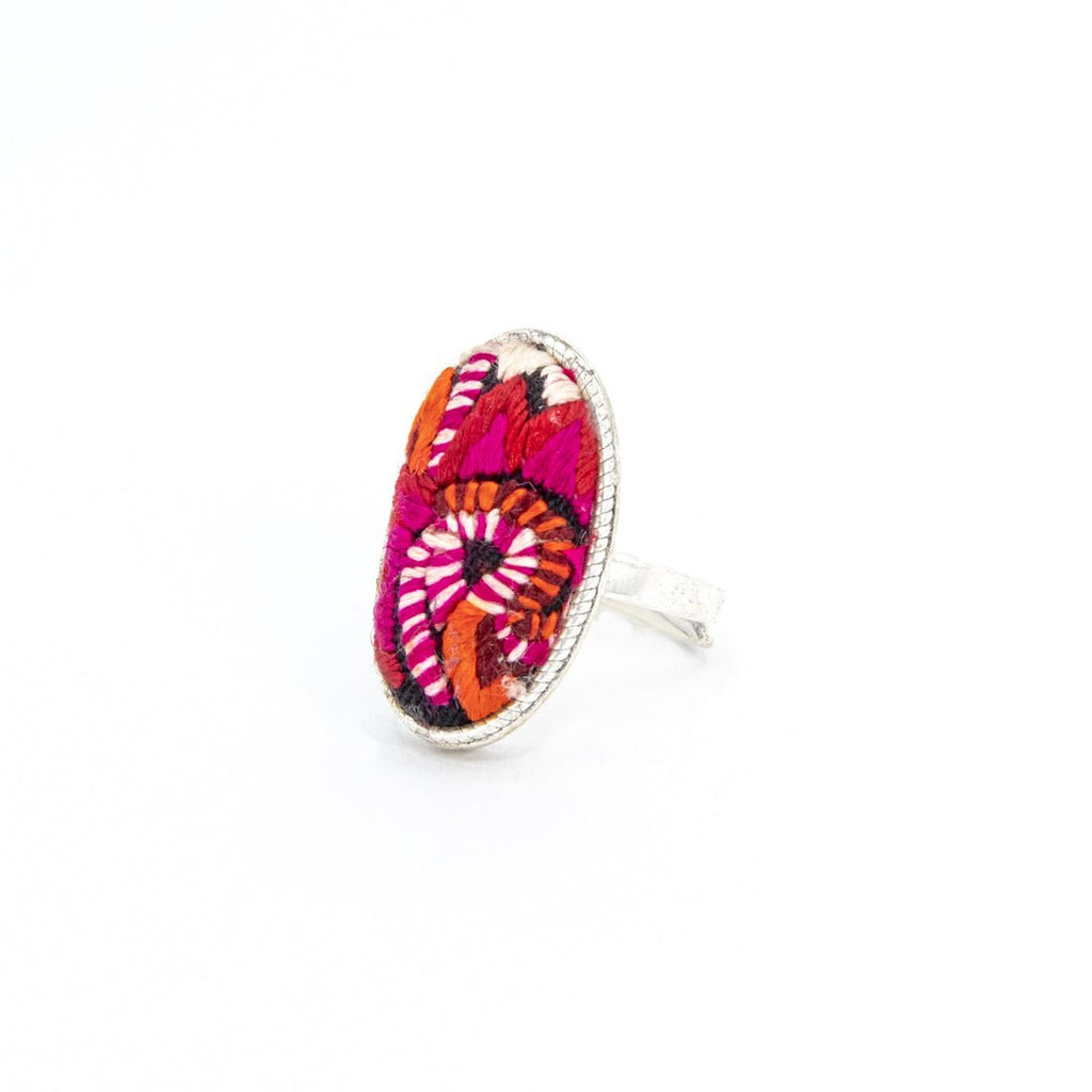 #product_nHand Embroidered Silver Adjustable Ringsame# - it&itself