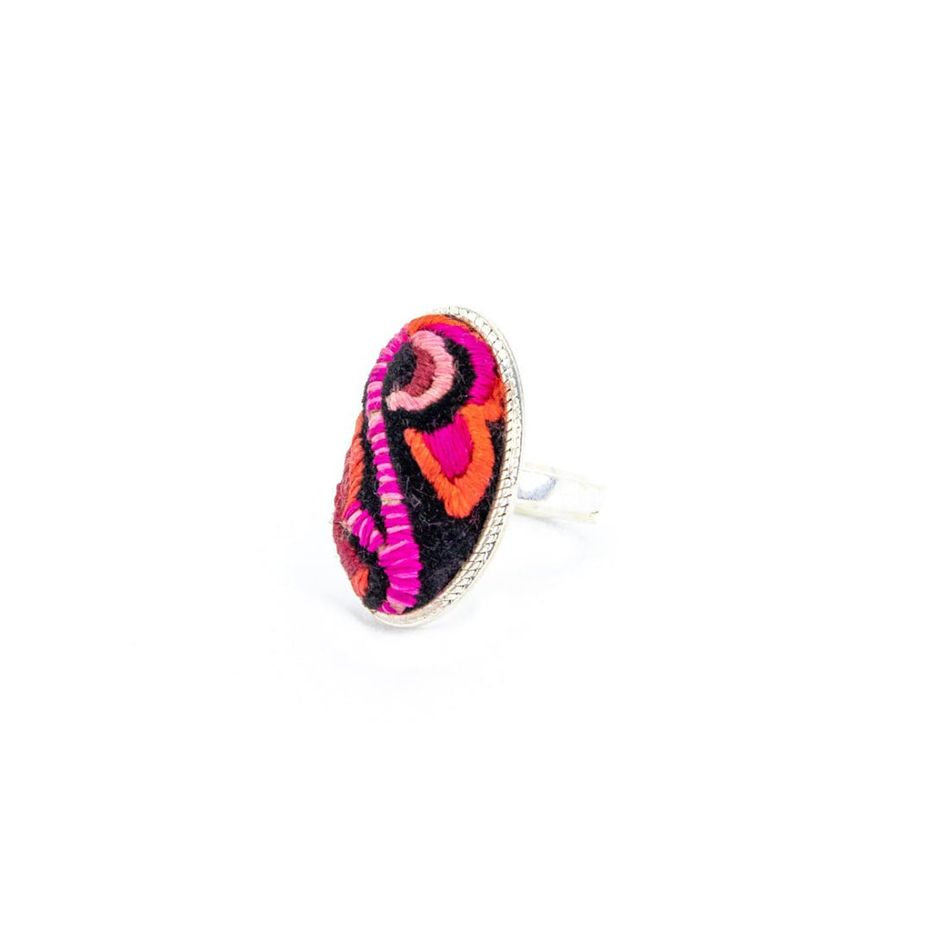 #product_nHand Embroidered Silver Adjustable Ringsame# - it&itself