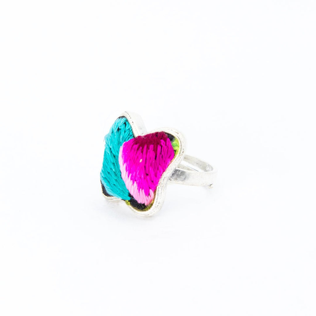 #product_nHand Embroidered Silver Adjustable Ringsame# - it&itself