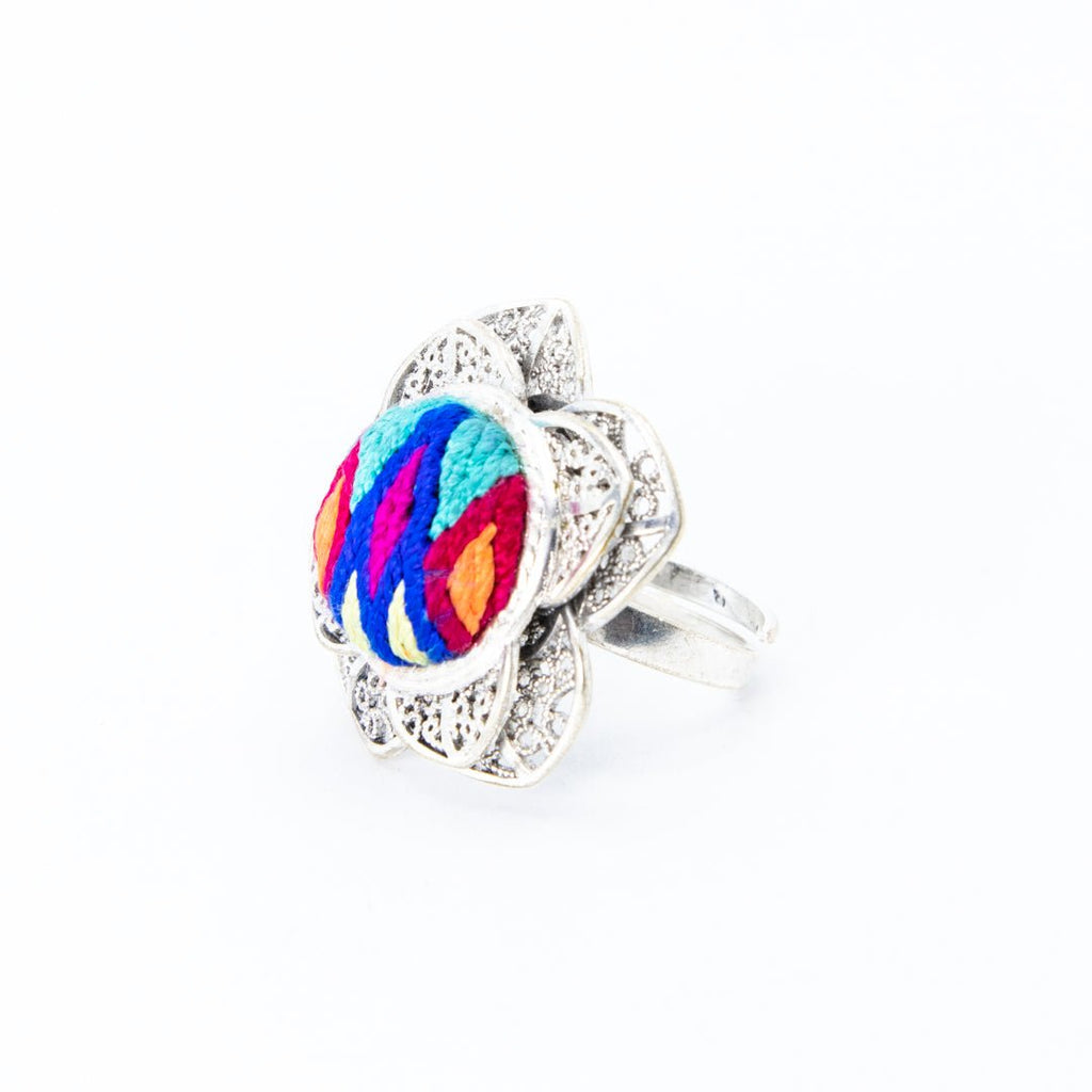 #product_nHand Embroidered Silver Adjustable Ringsame# - it&itself