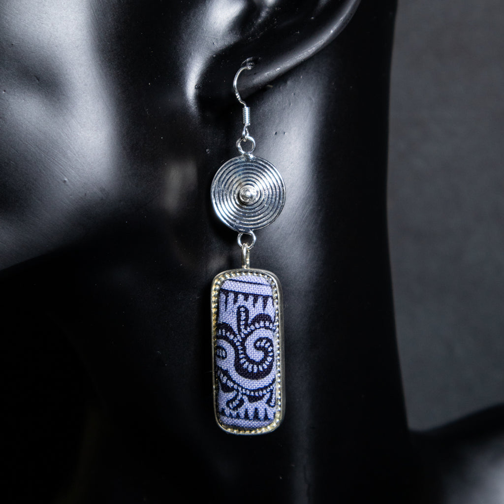 #product_nClassic Hand Dyed Batik Handmade Miao Silver Earringsame# - it&itself