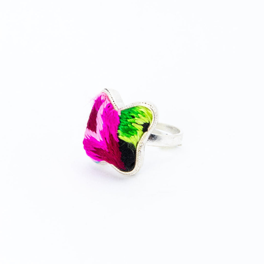 #product_nHand Embroidered Silver Adjustable Ringsame# - it&itself