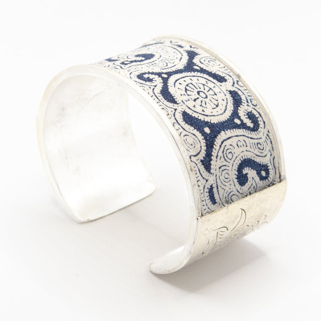 #product_nAntique Hand Drawn & Dyed Batik Fabric Silver Banglesame# - it&itself