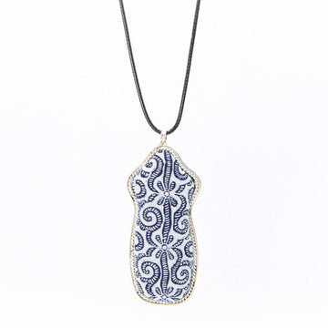#product_nHand Drawn & Dyed Batik Wax Fabric Silver Necklaceame# - it&itself