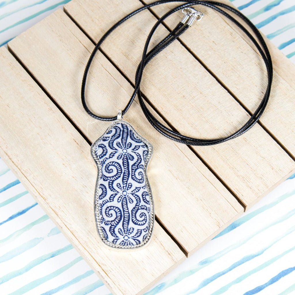 #product_nHand Drawn & Dyed Batik Wax Fabric Silver Necklaceame# - it&itself