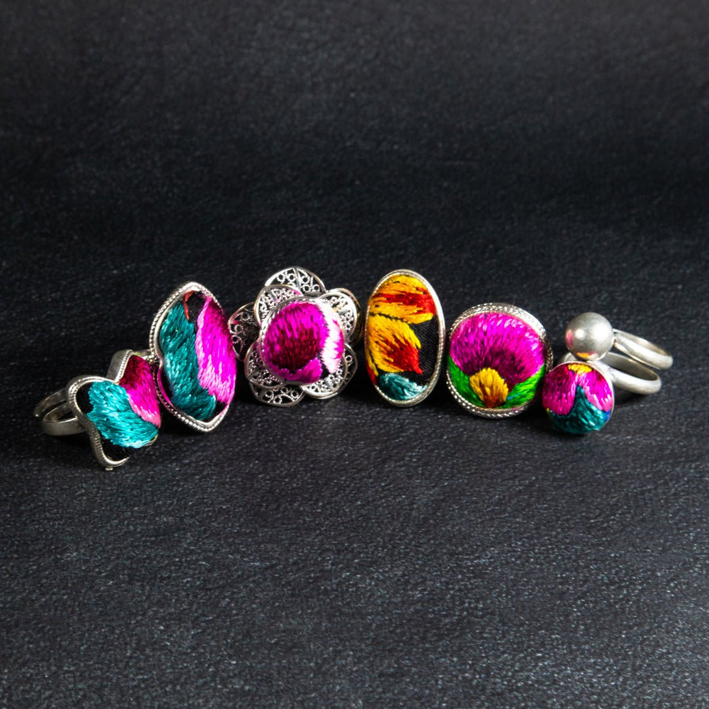 #product_nHand Embroidered Silver Adjustable Ringsame# - it&itself