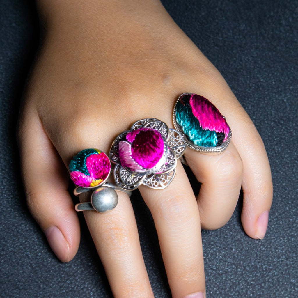 #product_nHand Embroidered Silver Adjustable Ringsame# - it&itself