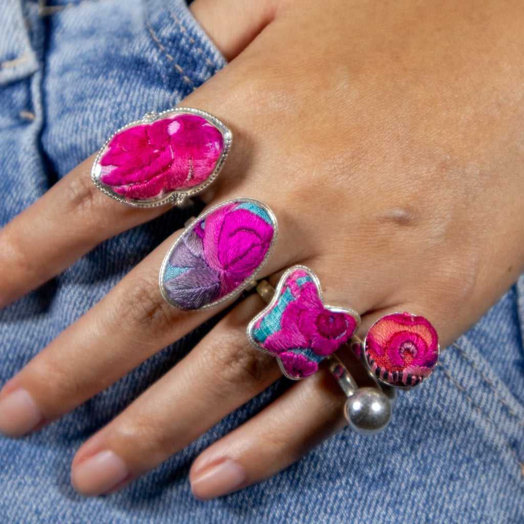 #product_nHand Embroidered Silver Adjustable Ringsame# - it&itself