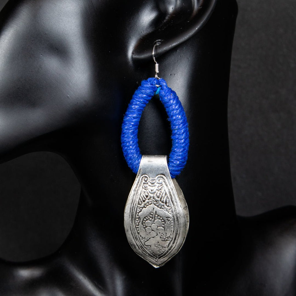 #product_nEthnic Handmade Carved Tribal Miao Silver Earringsame# - it&itself