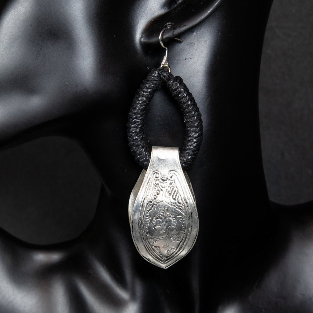 #product_nEthnic Handmade Carved Tribal Miao Silver Earringsame# - it&itself