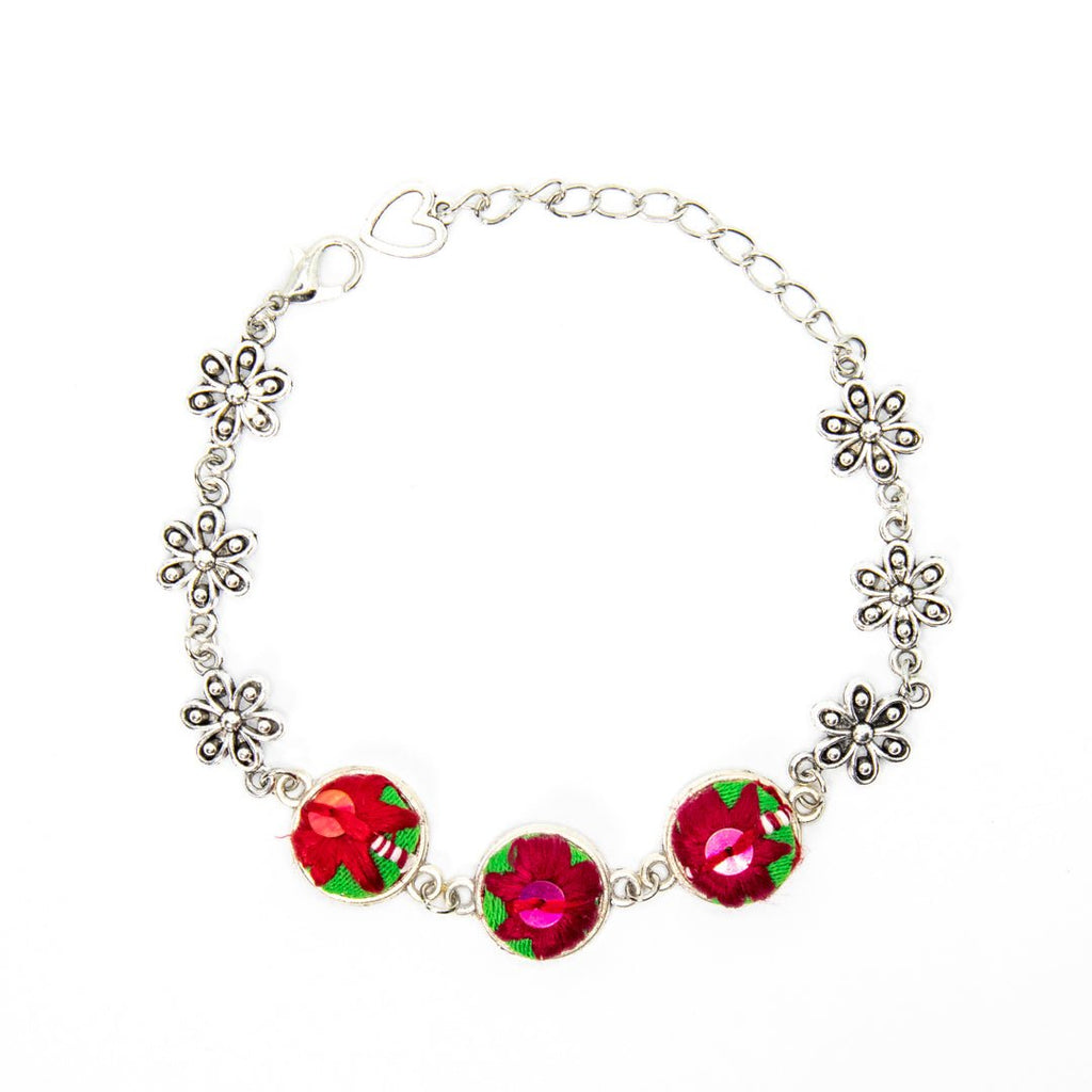 #product_nTraditional Hand Embroidered Miao Silver Braceletame# - it&itself