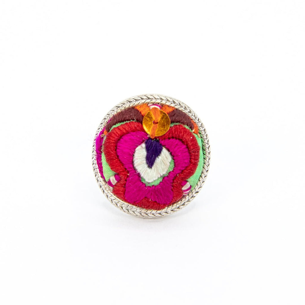 #product_nHand Embroidered Silver Adjustable Ringsame# - it&itself