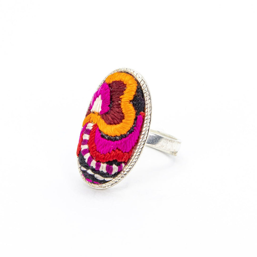 #product_nHand Embroidered Silver Adjustable Ringsame# - it&itself