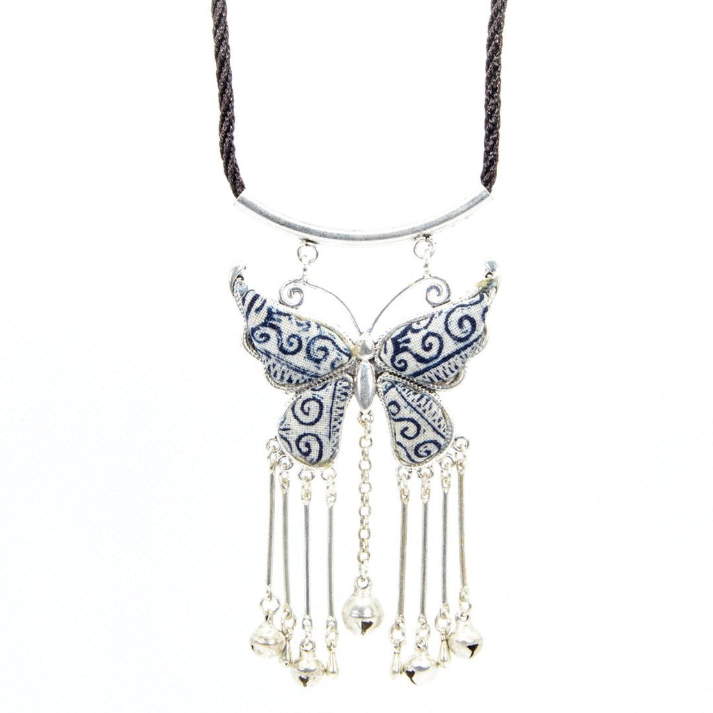 #product_nHand Drawn & Dyed Batik Wax Fabric Silver Necklaceame# - it&itself