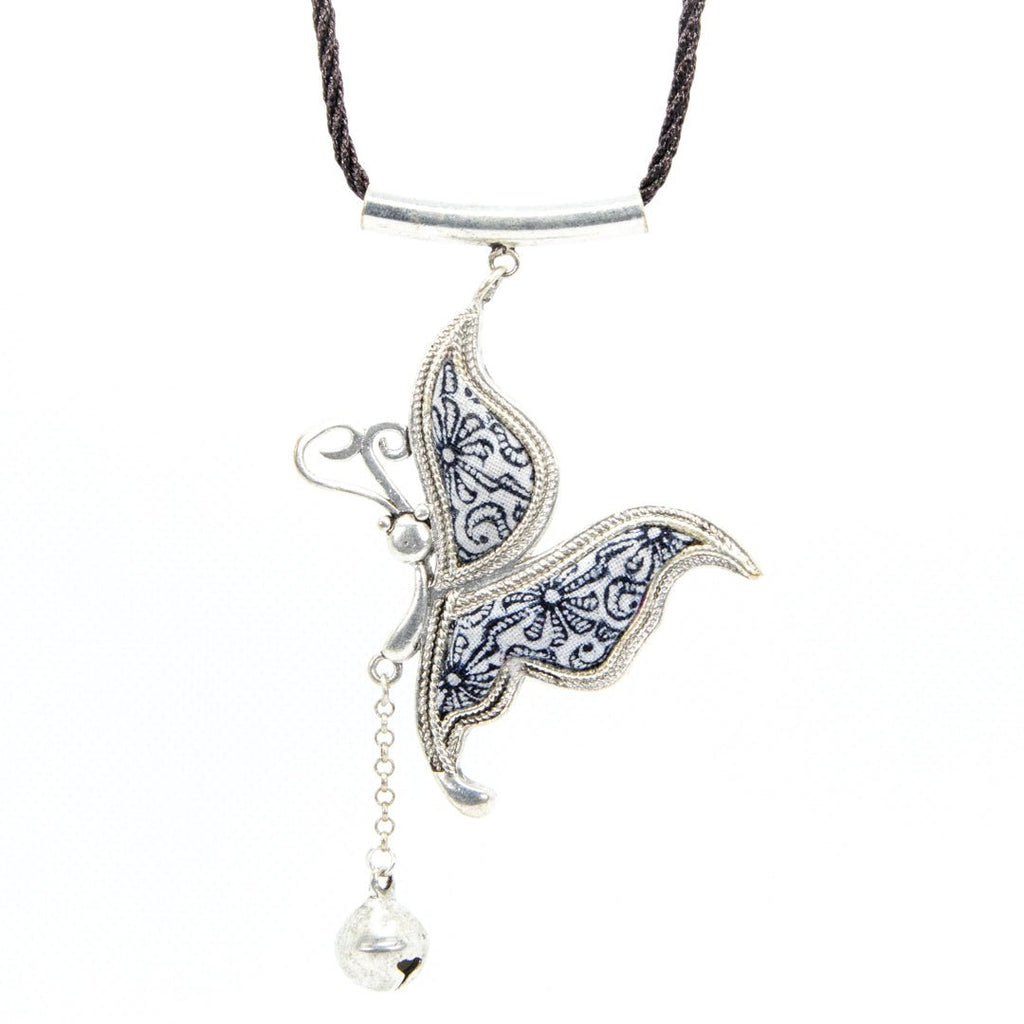 #product_nHand Drawn & Dyed Batik Wax Fabric Silver Necklaceame# - it&itself