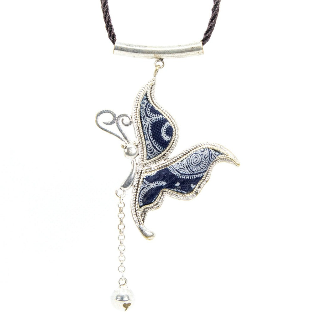 #product_nHand Drawn & Dyed Batik Wax Fabric Silver Necklaceame# - it&itself