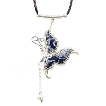 #product_nHand Drawn & Dyed Batik Wax Fabric Silver Necklaceame# - it&itself