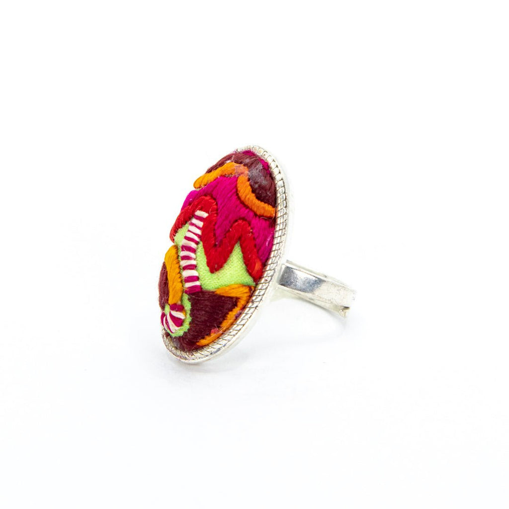 #product_nHand Embroidered Silver Adjustable Ringsame# - it&itself