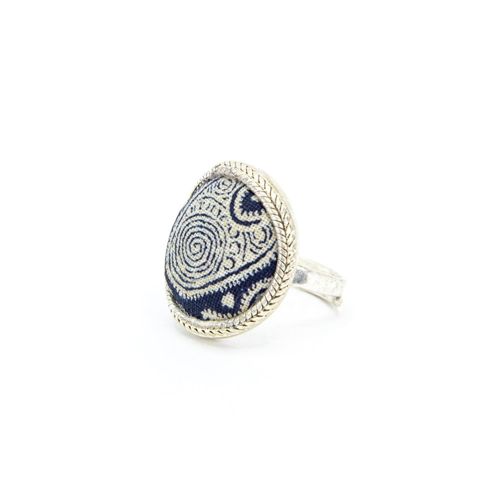 #product_nHand Dyed Batik Fabric Adjustable Ringsame# - it&itself