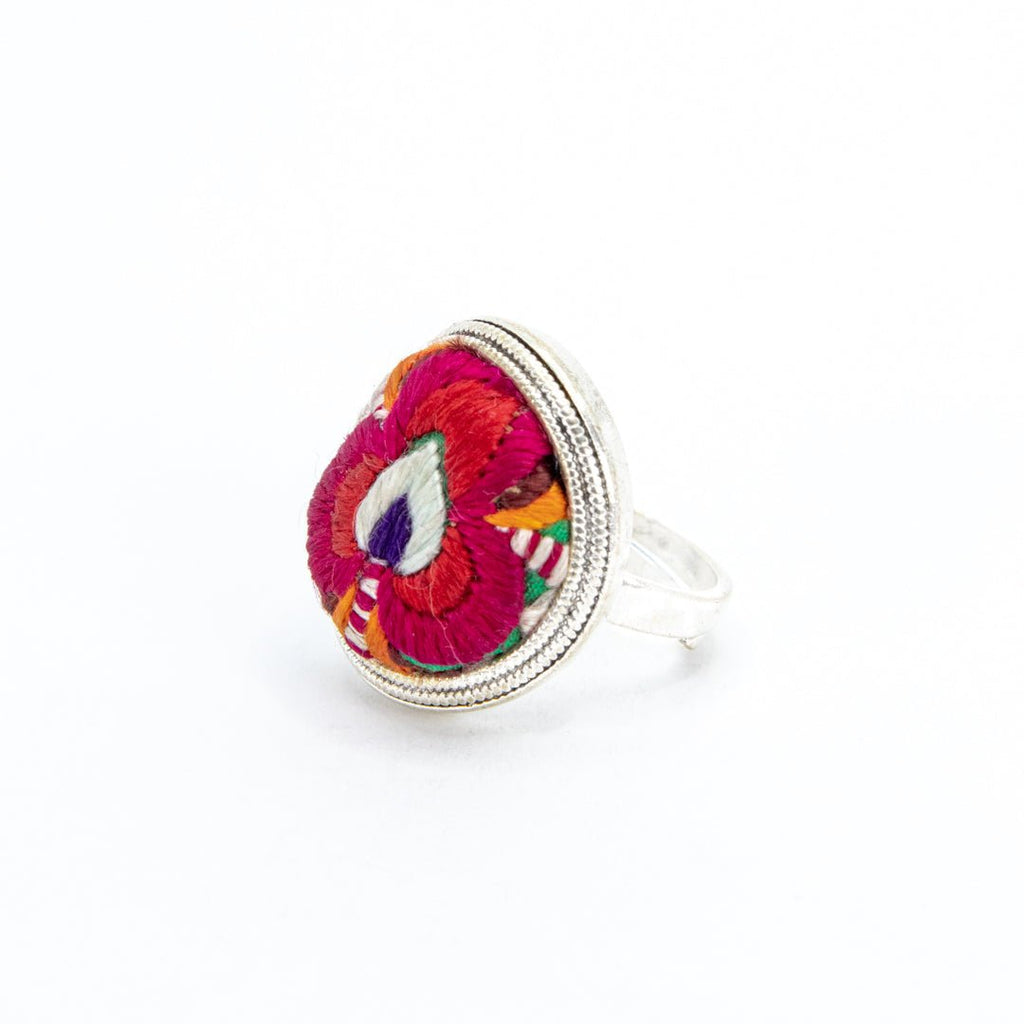 #product_nHand Embroidered Silver Adjustable Ringsame# - it&itself