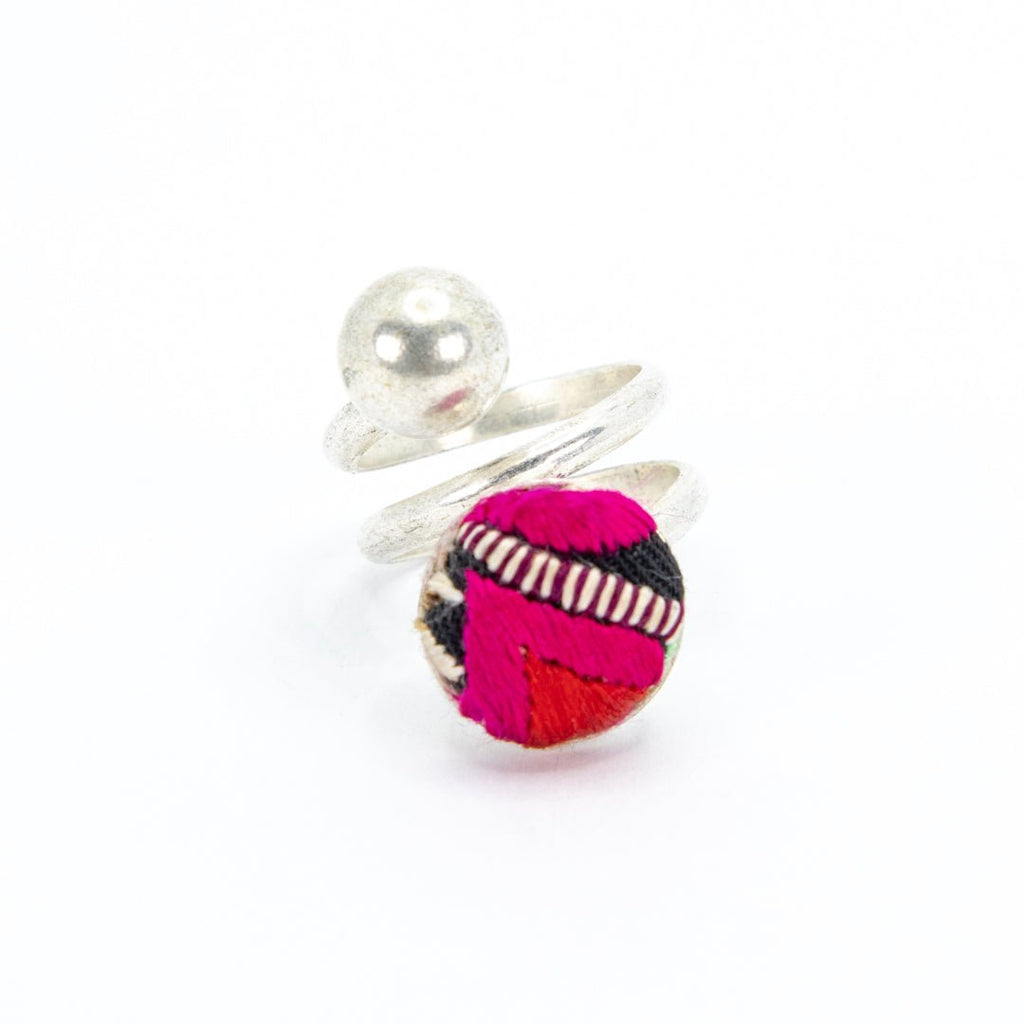 #product_nHand Embroidered Silver Adjustable Ringsame# - it&itself