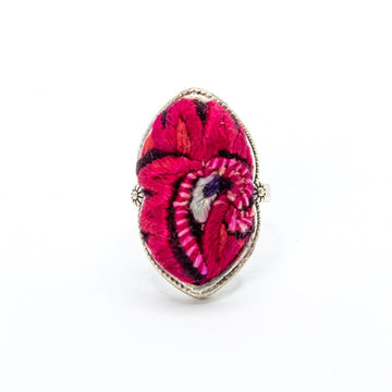 #product_nHand Embroidered Silver Adjustable Ringsame# - it&itself