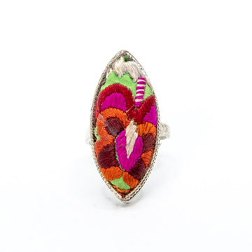 #product_nHand Embroidered Silver Adjustable Ringsame# - it&itself