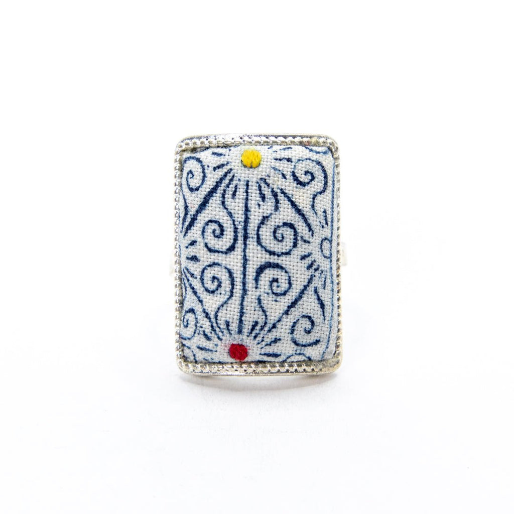 #product_nHand Dyed Batik Fabric Adjustable Ringsame# - it&itself