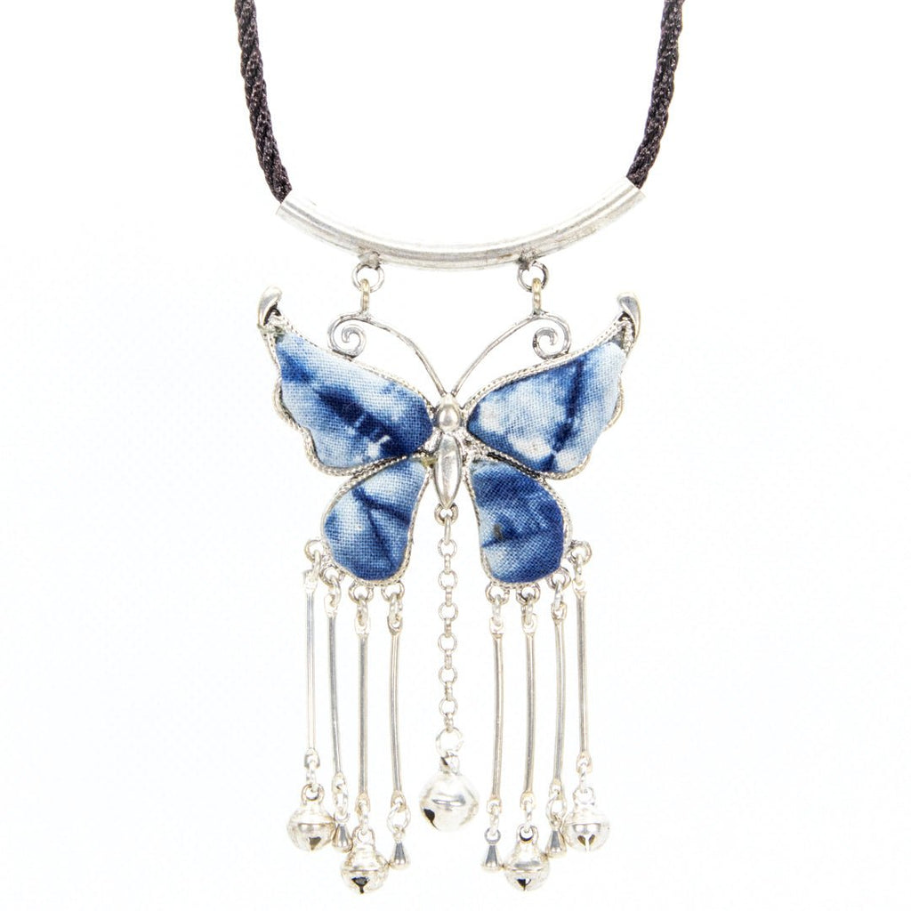 #product_nHand Drawn & Dyed Batik Wax Fabric Silver Necklaceame# - it&itself