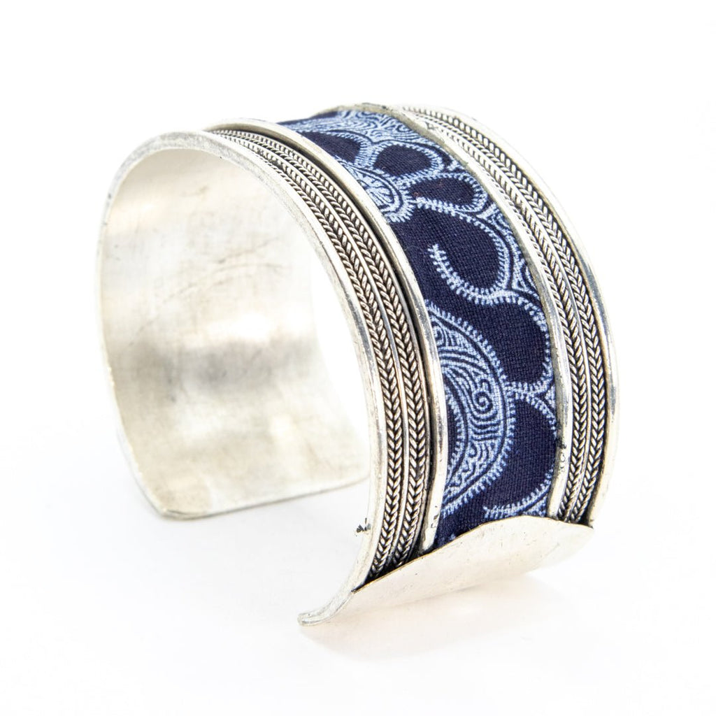 #product_nAntique Hand Drawn & Dyed Batik Fabric Silver Banglesame# - it&itself