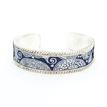 #product_nAntique Hand Drawn & Dyed Batik Fabric Silver Banglesame# - it&itself