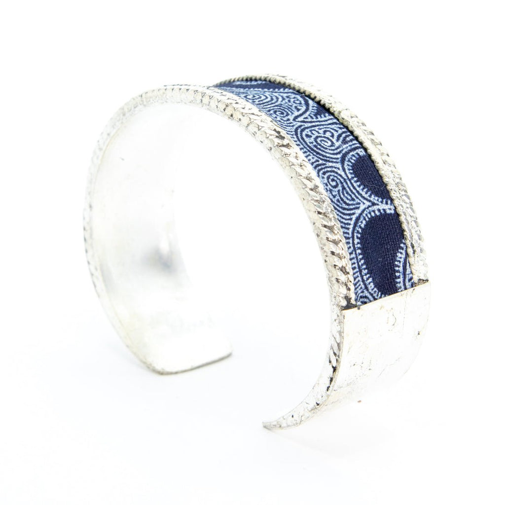 #product_nAntique Hand Drawn & Dyed Batik Fabric Silver Banglesame# - it&itself
