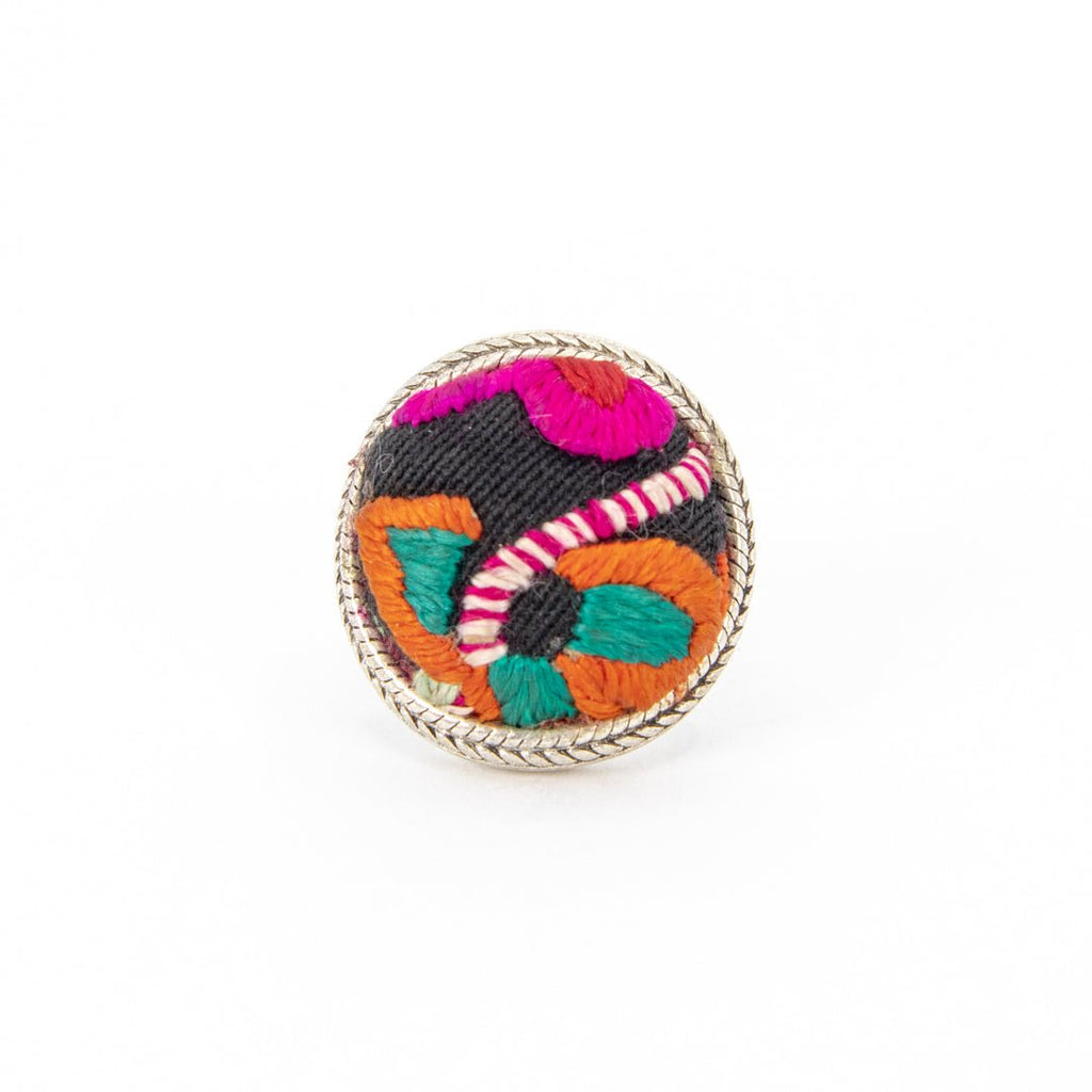 #product_nHand Embroidered Silver Adjustable Ringsame# - it&itself