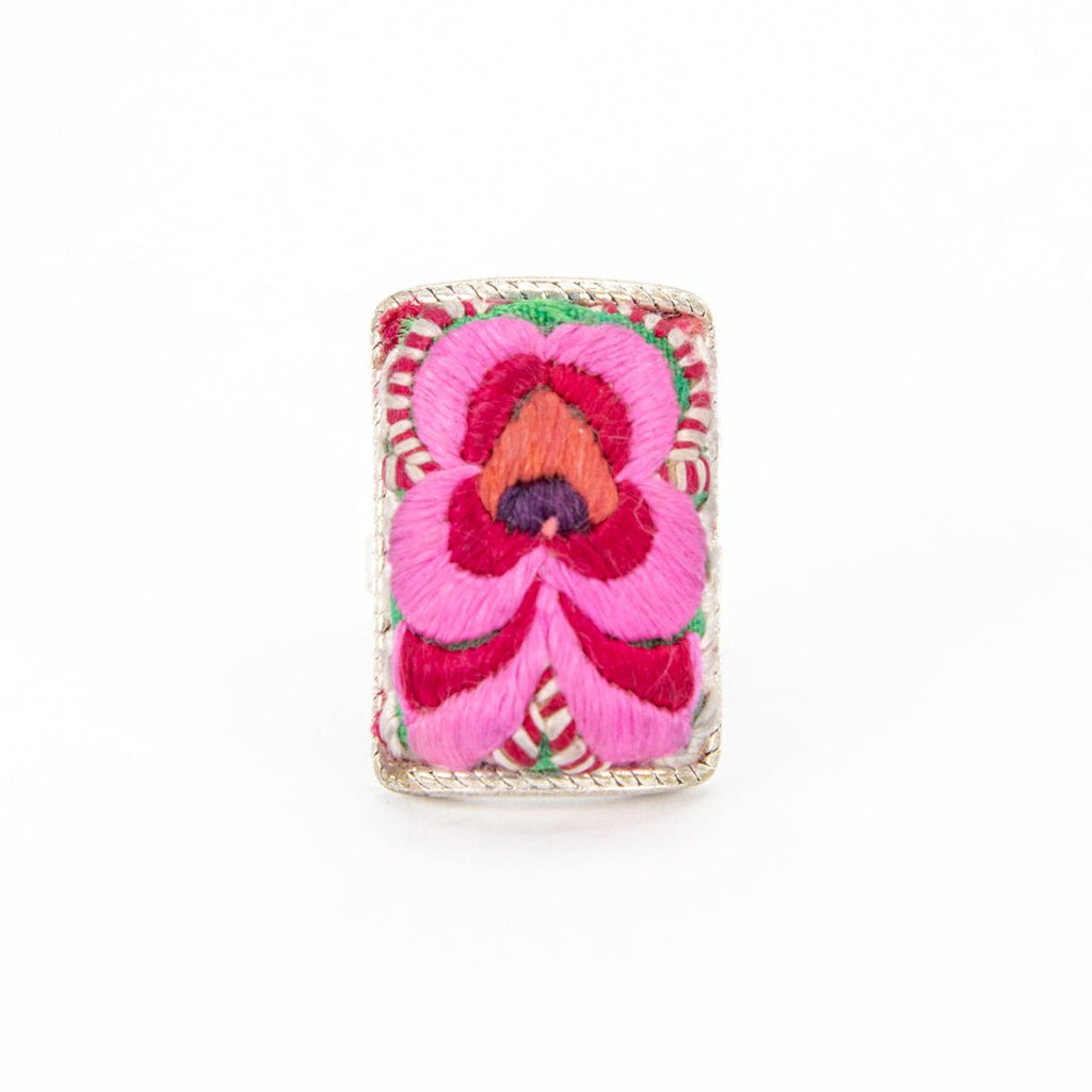 #product_nHand Embroidered Silver Adjustable Ringsame# - it&itself