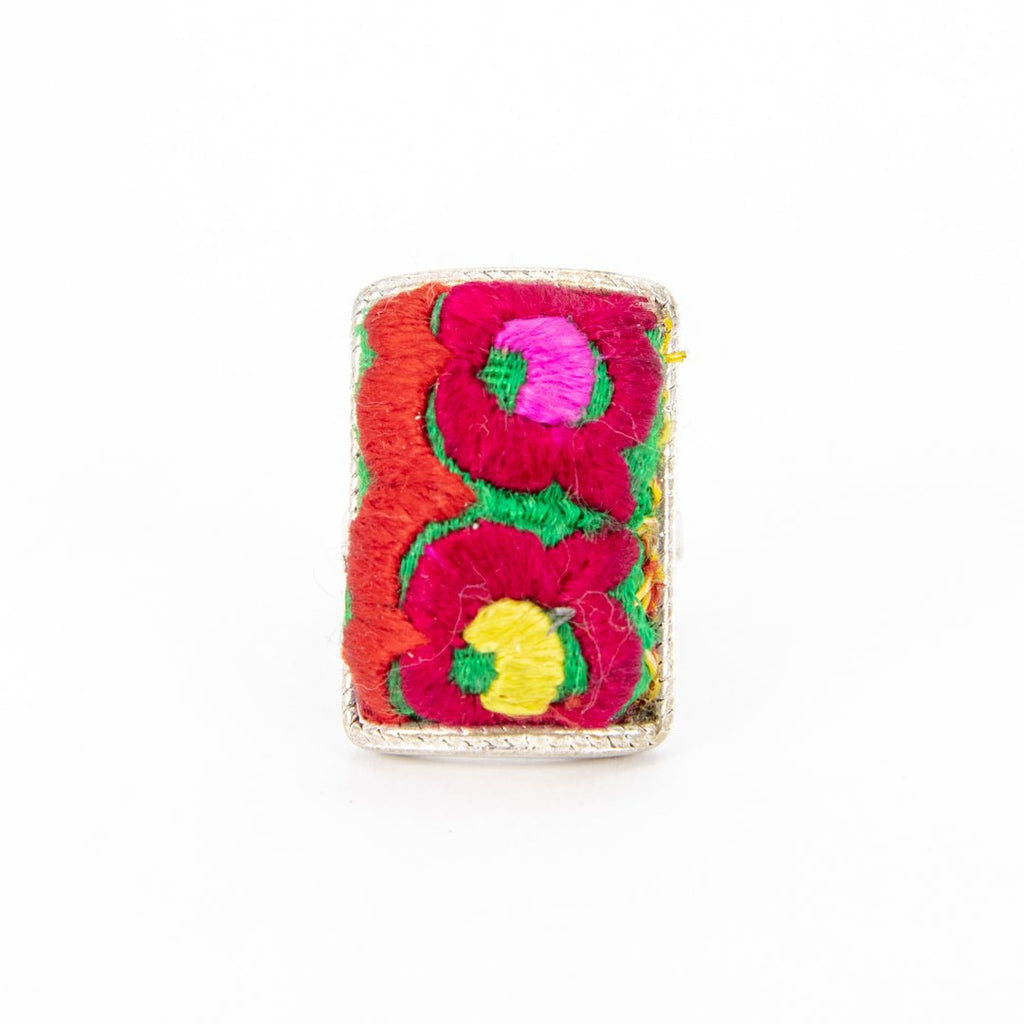 #product_nHand Embroidered Silver Adjustable Ringsame# - it&itself