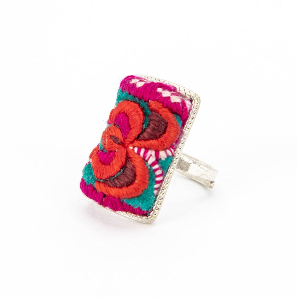 #product_nHand Embroidered Silver Adjustable Ringsame# - it&itself