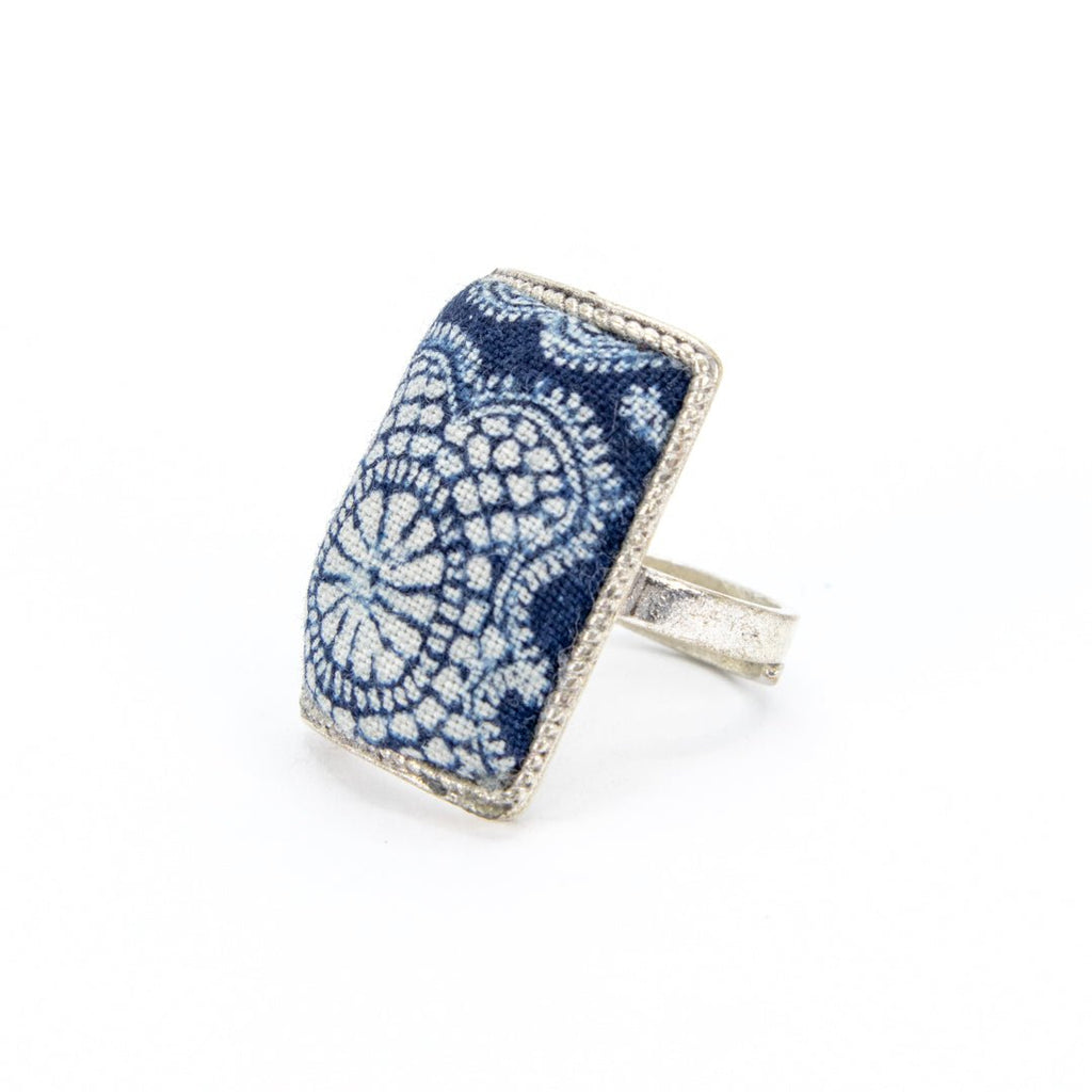 #product_nHand Dyed Batik Fabric Adjustable Ringsame# - it&itself