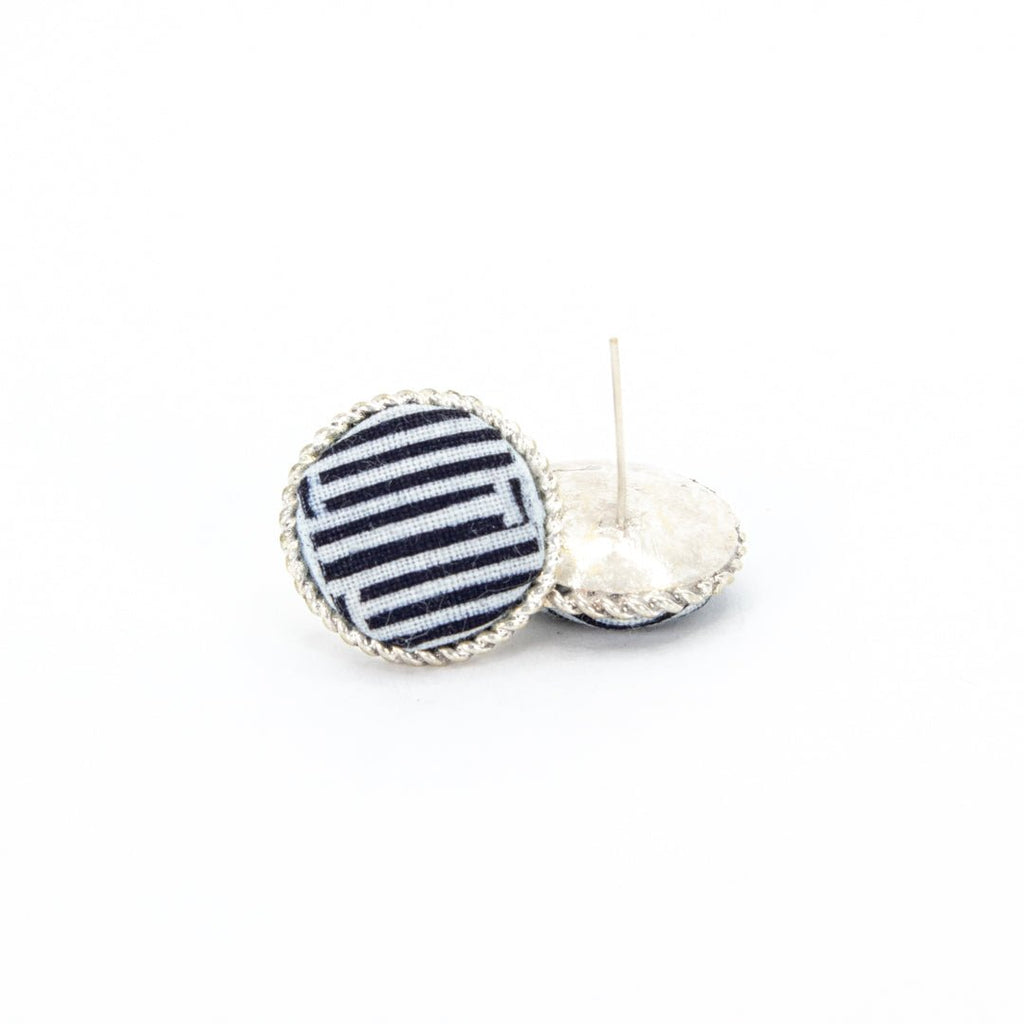 #product_nHandmade Batik Miao Silver Stud Earringsame# - it&itself