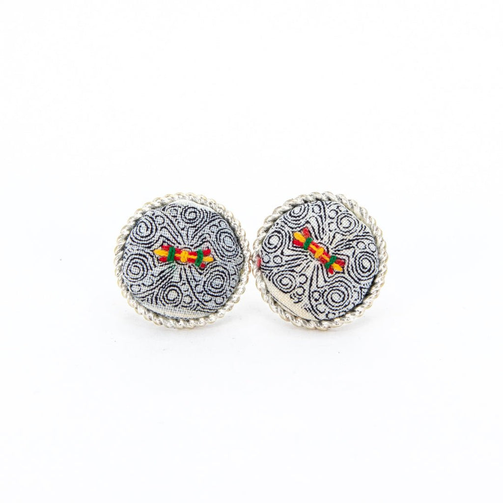 #product_nHandmade Batik Miao Silver Stud Earringsame# - it&itself