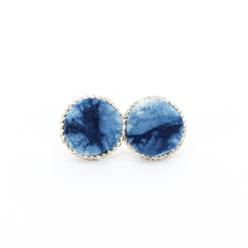 #product_nHandmade Batik Miao Silver Stud Earringsame# - it&itself